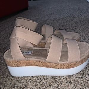 Steve Madden Platform sandals
